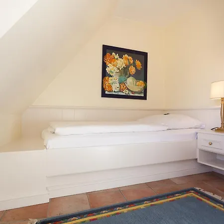 Enen Neest App 3 Nyaraló